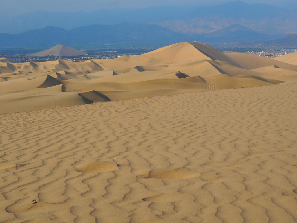 Conquering the dunes of Huacachina in Peru by buggy - Tiny Travelogue